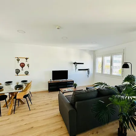 La Muralla Grupo Ac Gestion