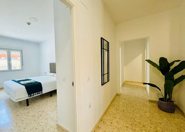 La Muralla Grupo Ac Gestion 加的斯